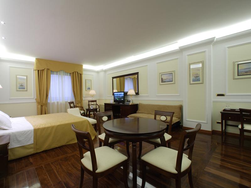 Tiberio Palace Hotel Neapel Exterior foto